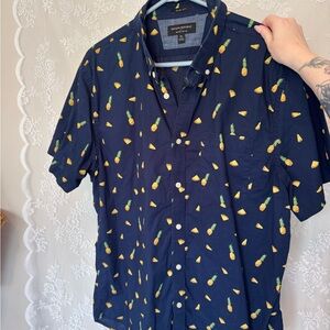 Banana Republic Blue and Yellow Casual Button Down Shirt